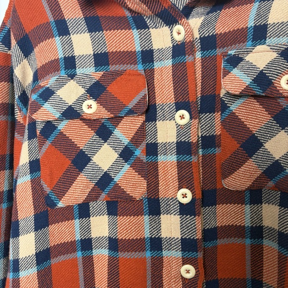 Faherty Surf Flannel Overshirt in Hunter Plaid - Picture 4 of 7